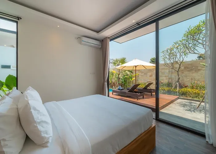 Selikur 1 - Spacious 3br In Seminyak! Perfect Location!