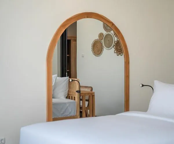 Selikur 1 - Spacious 3br In Seminyak! Perfect Location! * Семиньяк