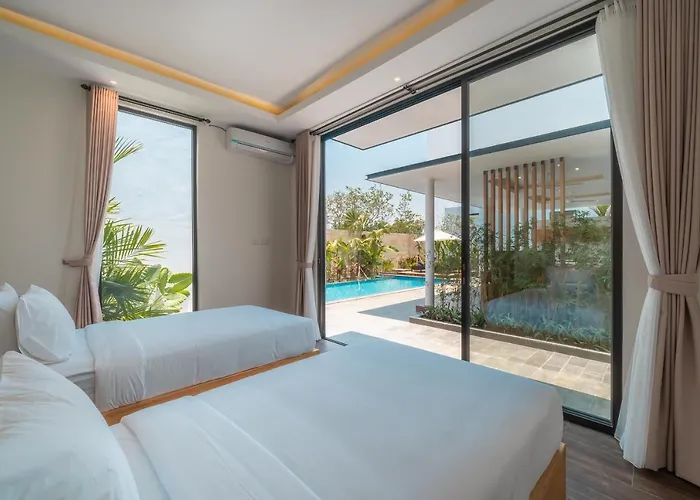Selikur 1 - Spacious 3br In Seminyak! Perfect Location! Вилла