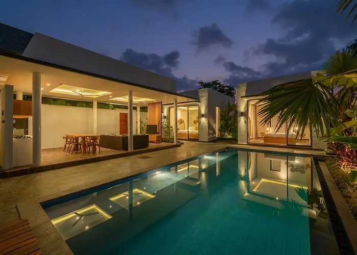 Selikur 1 - Spacious 3br In Seminyak! Perfect Location! * Семиньяк