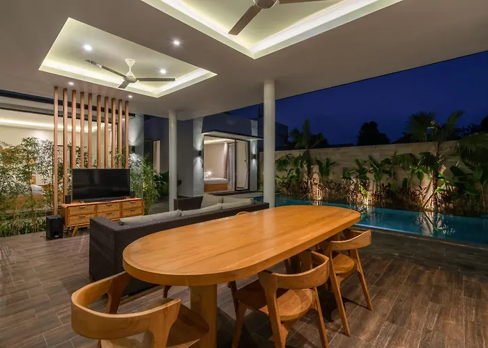 Selikur 1 - Spacious 3br In Seminyak! Perfect Location! * Семиньяк